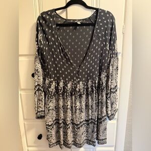 Billabong Dark Blue & White Paisley Print V-Neck Tunic